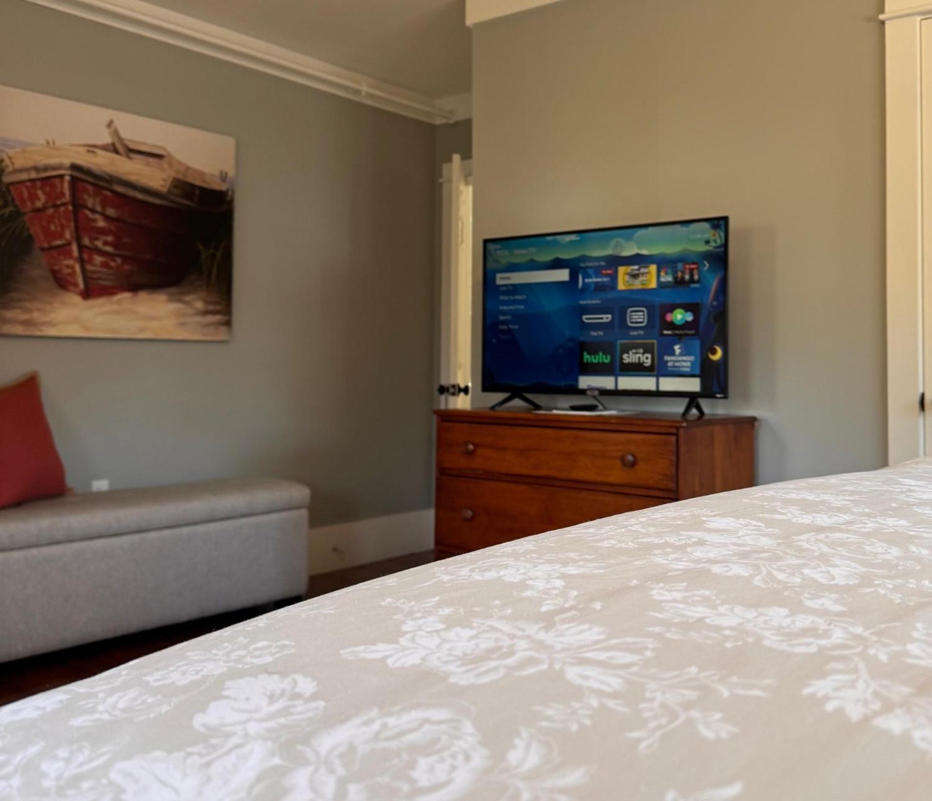 White Sails Inn Кеннебанк Экстерьер фото